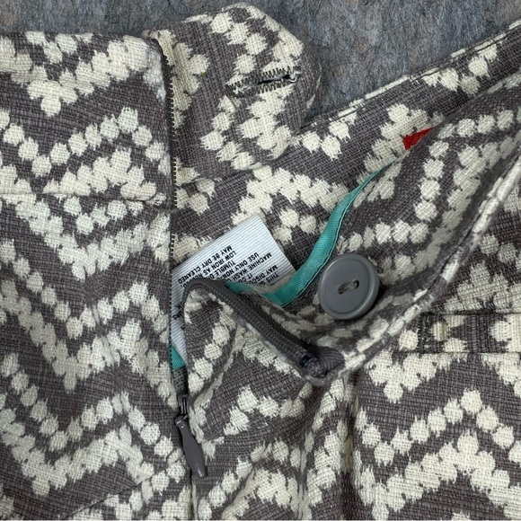 Anthropolgie Cartonnier Melisma Chevron High Rise Beige Classic Shorts - Sz 8 - Picture 5 of 11